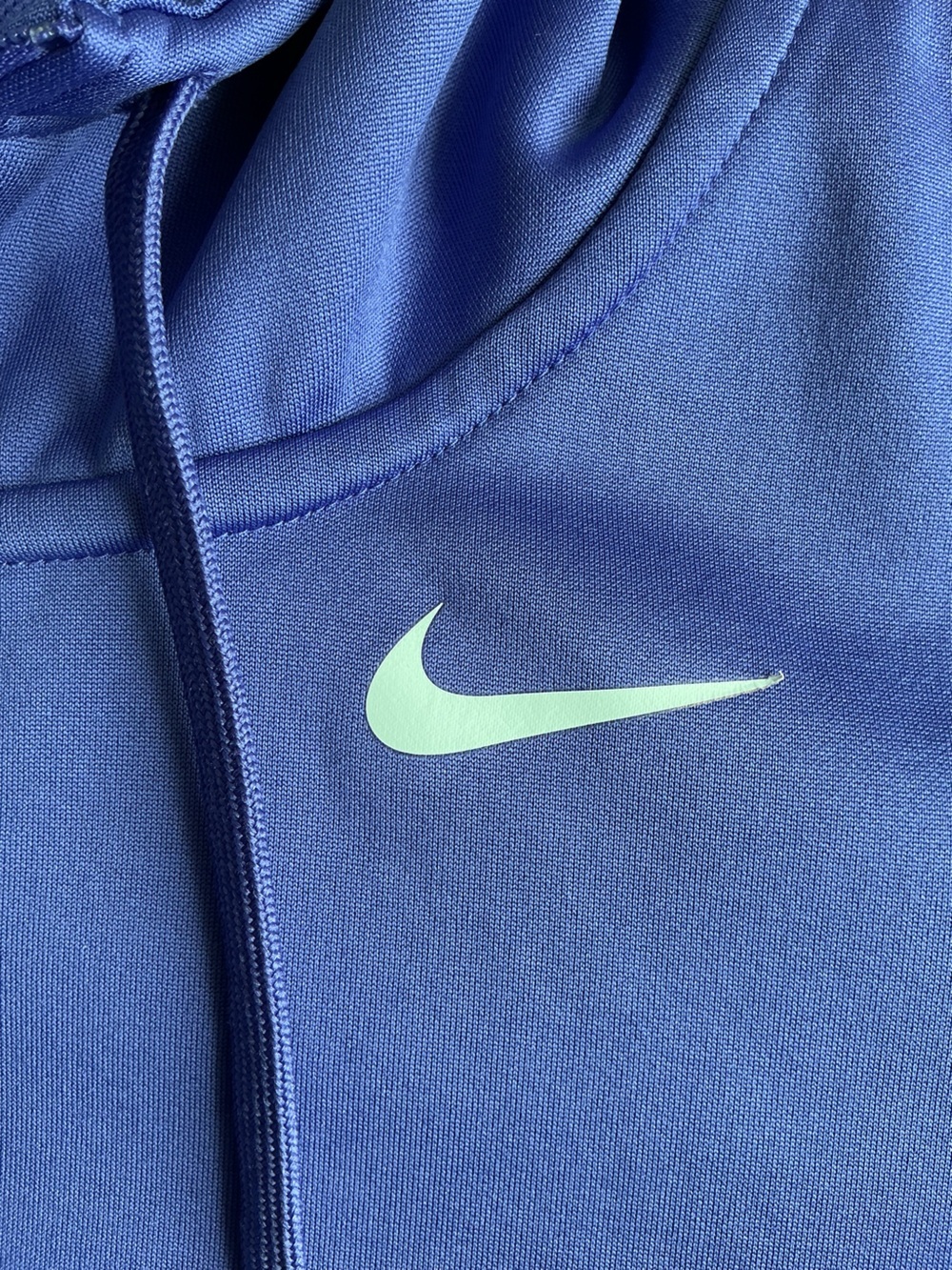 Nike Women’s Blue Pullover Hoodie with Front Pocket - Picture 7 of 10